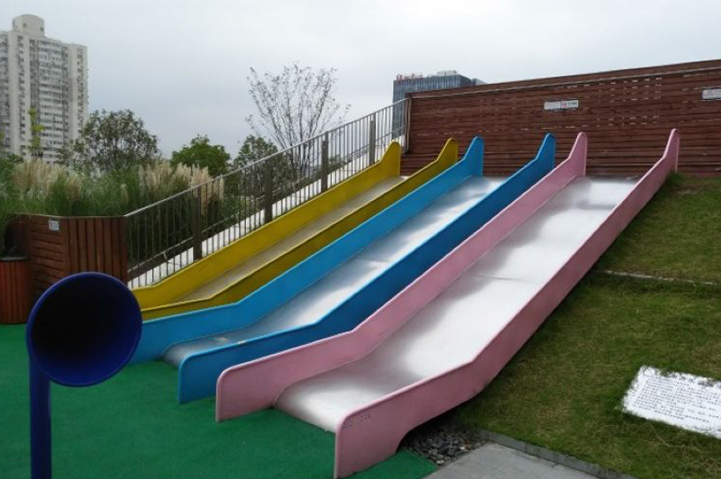 Vivid Greenery Rooftop Garden 